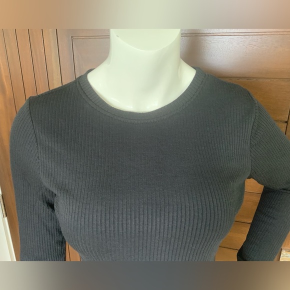 SILENCE & NOISE Urban Outfitter Crop Top, Fitted Black, Size M - Picture 5 of 8